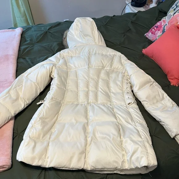Betsey Johnson Ivory Puffer Coat - Picture 10 of 16